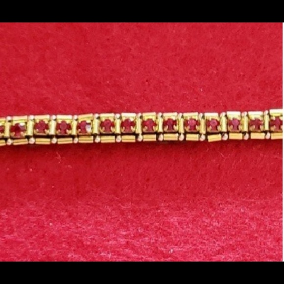 Handcrafted 7" Princess Kate Red Rhinestone Bracelet - Picture 1 of 7